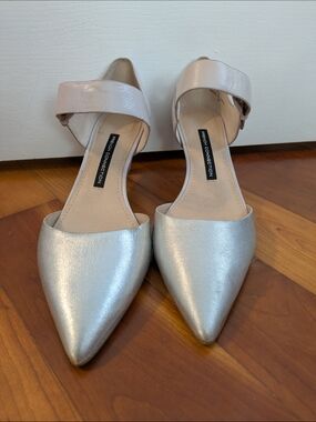 NWT French Connection Silver Pointed-Toe Ankle Strap Flats